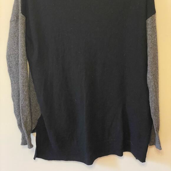 Joie M long sleeve blouse wool cashmere gray black luxury top cozy elegant scoop - Picture 7 of 7